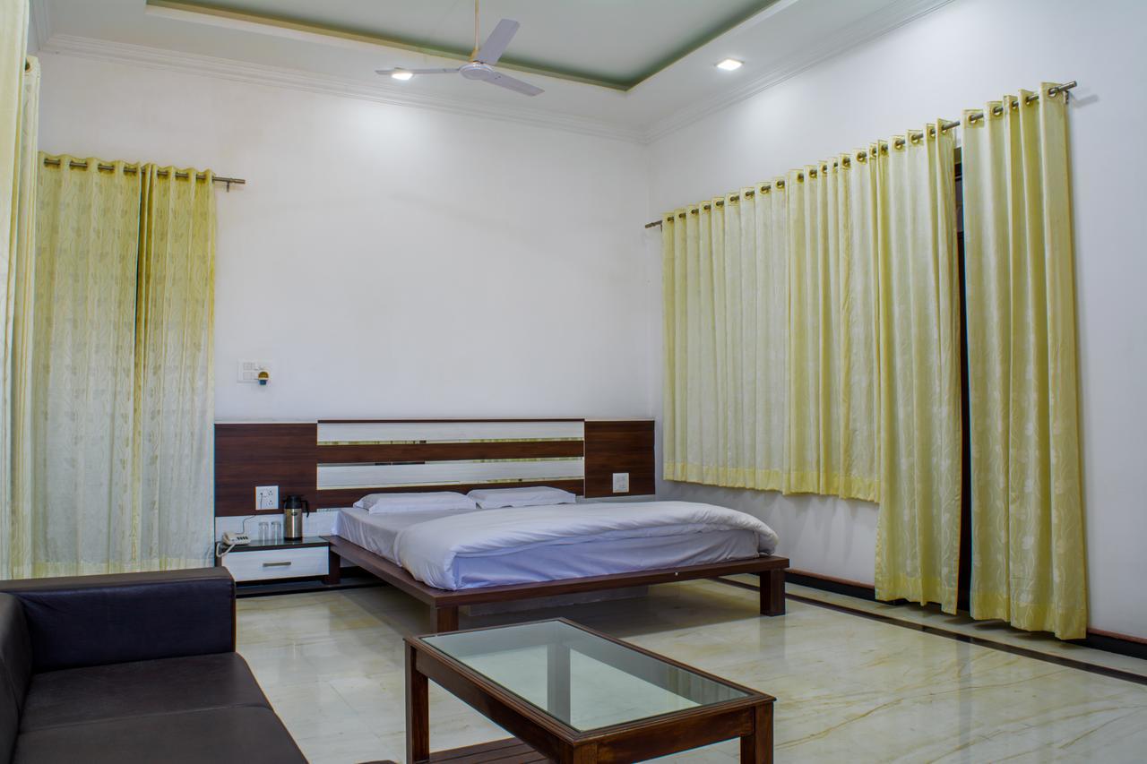 Tiger Hill Homestayウダイプル エクステリア 写真